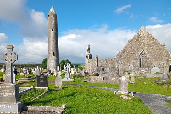 Private Day Tour Cliffs of Moher from Dublin - A stop at the Burren chocolate factory