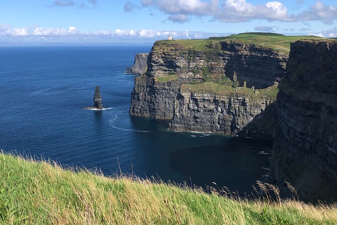 Private Day Trip to the Cliffs of Moher from Dublin - The price and the group-size math