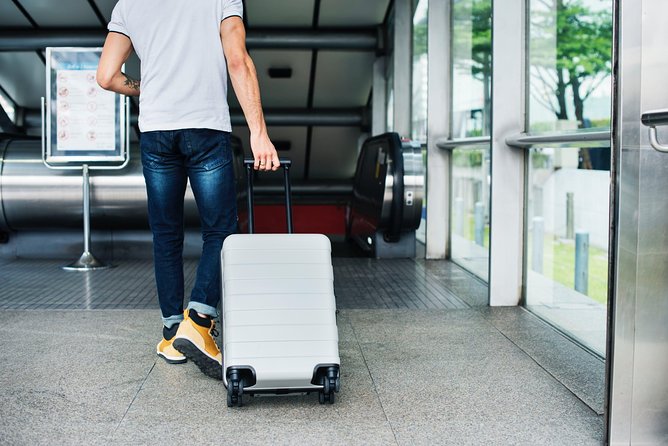 Private Dublin Arrival Transfer - Airport to Hotel / Accommodation - What happens after you land at Dublin Airport