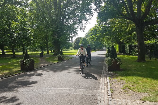 Private Dublin Historical and Heritage Tour by Bike - St. Patrick’s Cathedral and the Liberties