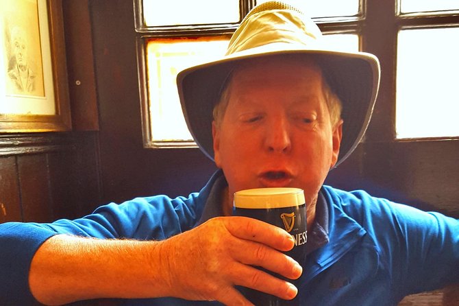 Private Dublin Pub Odyssey: Storytelling, and Pub Culture - The guides shape the experience