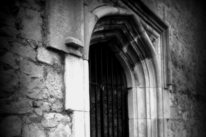 Private Ennis Dark History Tour with Dr Jane O'Brien (1-6 people) - Key points to know before you book