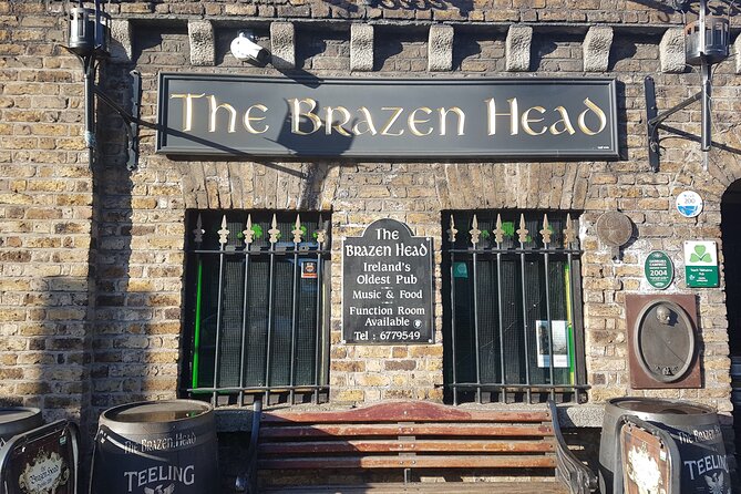 Private Guided Walking Tour in Dublin - The Brazen Head and a pub with a long story