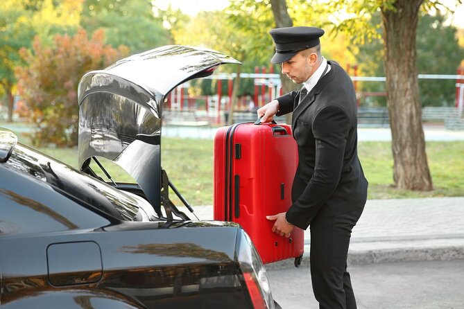 Private One-way Airport Transfer Dublin Airport To Dublin - From Dublin Airport Arrivals to Your Hotel