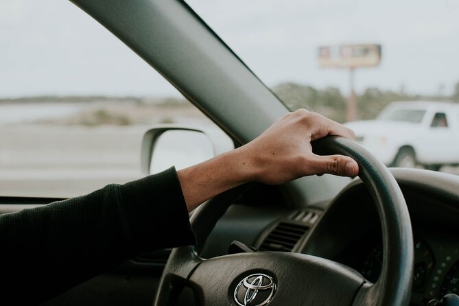 Private Sedan(4 seats) Transfer from Dublin City Center to Dublin Airport - The comfort of a private car
