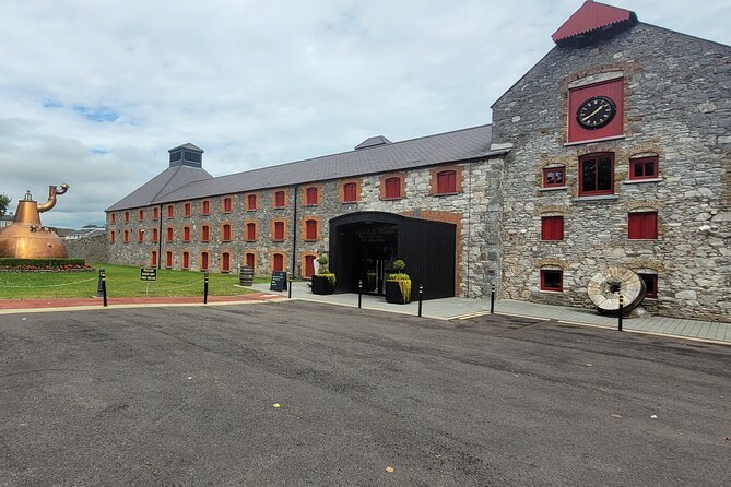 Private Tour , Blarney Castle, jameson Distillery and Cobh. - Midleton Distillery and the whiskey tasting