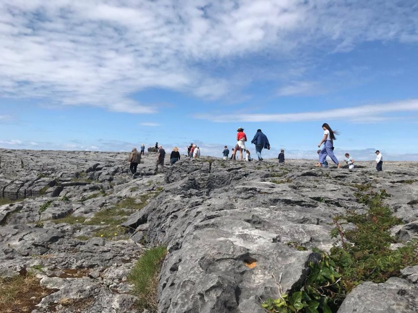 Rail Tour: The Cliffs of Moher & Bunratty Castle Tour - Lunch at a Doolin pub