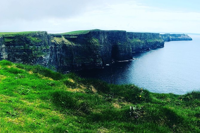 Scogliere di moher e Galway in italiano - What the $102.96 price really includes