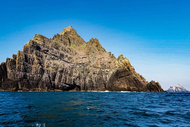 Skellig Michael : Ultimate Skellig Coast Tour with AquaTerra - Returning past Illaunloughan and Portmagee