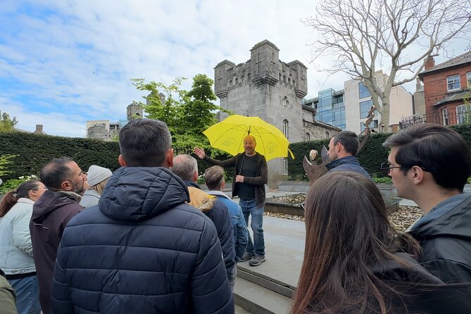 Small Group Bucket List Sights Walking Tour with a Local Guide - Key points at a glance