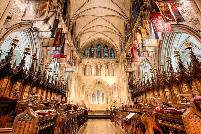 St Patrick's Cathedral, Book of Kells and Dublin Castle Tour - How the walking pace feels