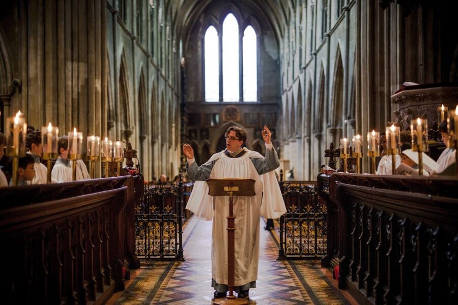 St Patrick's Cathedral: Self-Guided Cathedral Admission - Entering the cathedral and getting oriented