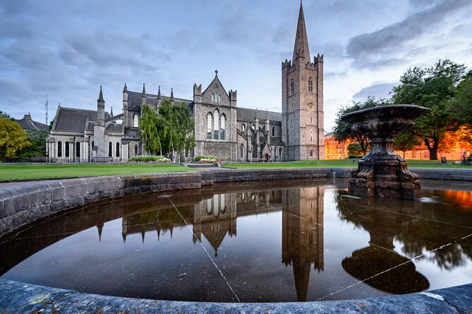 The Dublin Incident: Alien, Whiskey & Clues Exploration Game - Nine stops, nine chances to notice Dublin