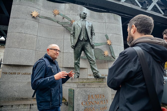 The History of Dublin With Locals: 1916 Easter Rising PRIVATE Tour - A private route through central Dublin