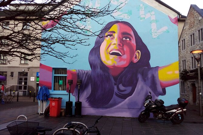 The Legendary Walking Tour of Galway - Eyre Square and the people who shaped Galway