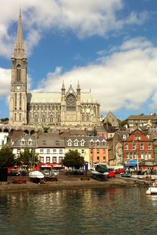 The Titanic Trail: 1-Hour Guided Walking Tour of Cobh - Following Titanic through the original streets