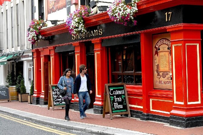 The True Dublin Experience: Private Irish Pub Culture Tour - Why four pubs make a better Dublin introduction
