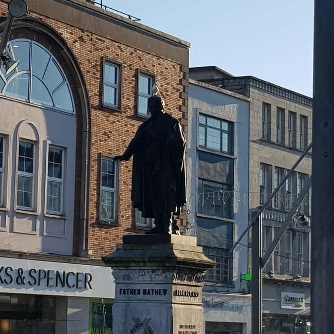 Visite guidée de Cork city en français avec guide - Weather, walking, and accessibility
