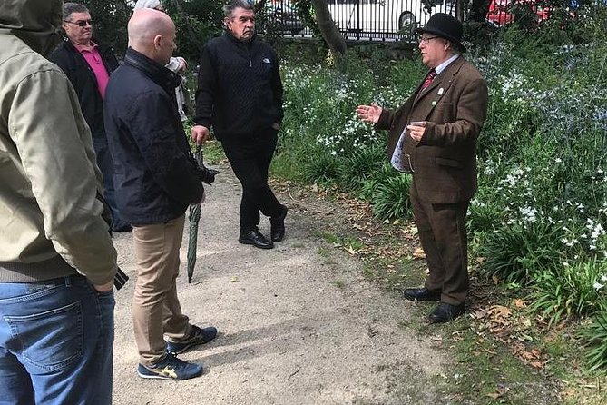 Walking tour in Merrion Square Park - Dublin Rogues Tour - Meeting point and practical planning