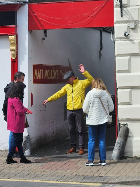 Westport: Fun-filled walking tour of a beautiful town - The guide makes the difference