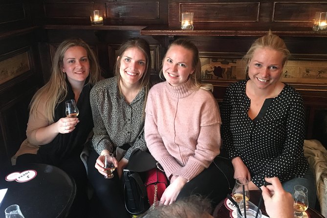 Whiskey Tasting Tour of Dublin - What the guide adds to the experience